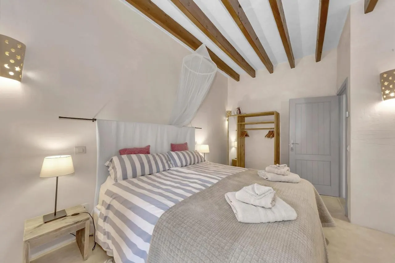 Apartman Charmantes Und Modernes Stadthaus Casa Corazon Santanyi