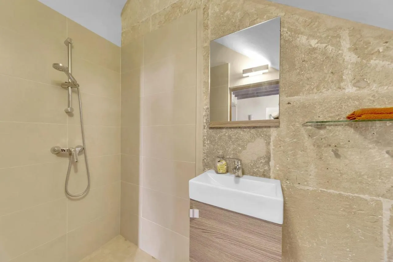 Apartman Charmantes Und Modernes Stadthaus Casa Corazon Santanyi